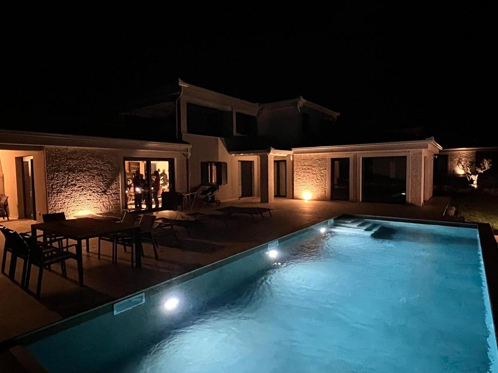 Villa Maslinik Kaštelir Eksteriør bilde